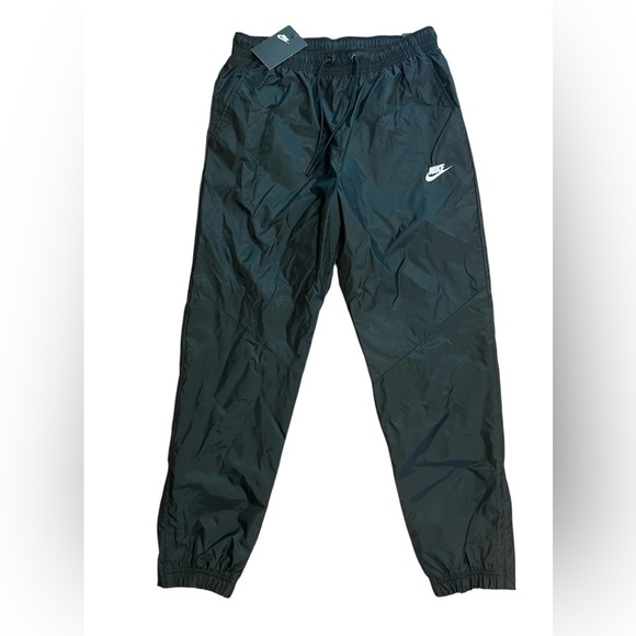 Nike Black Standard Fit Tapered Leg Track Pants Mens Sz M NWT - Picture 1 of 5